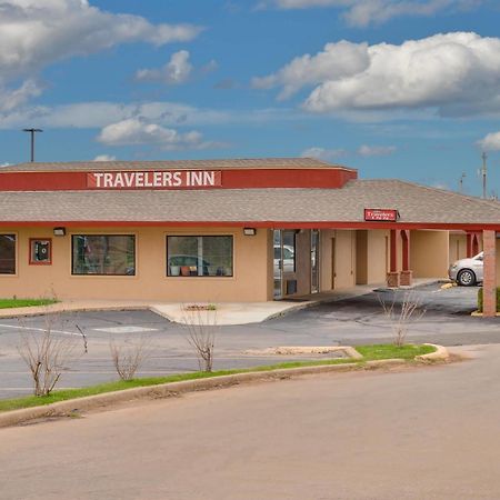 Travelers Inn Midwest City Bagian luar foto