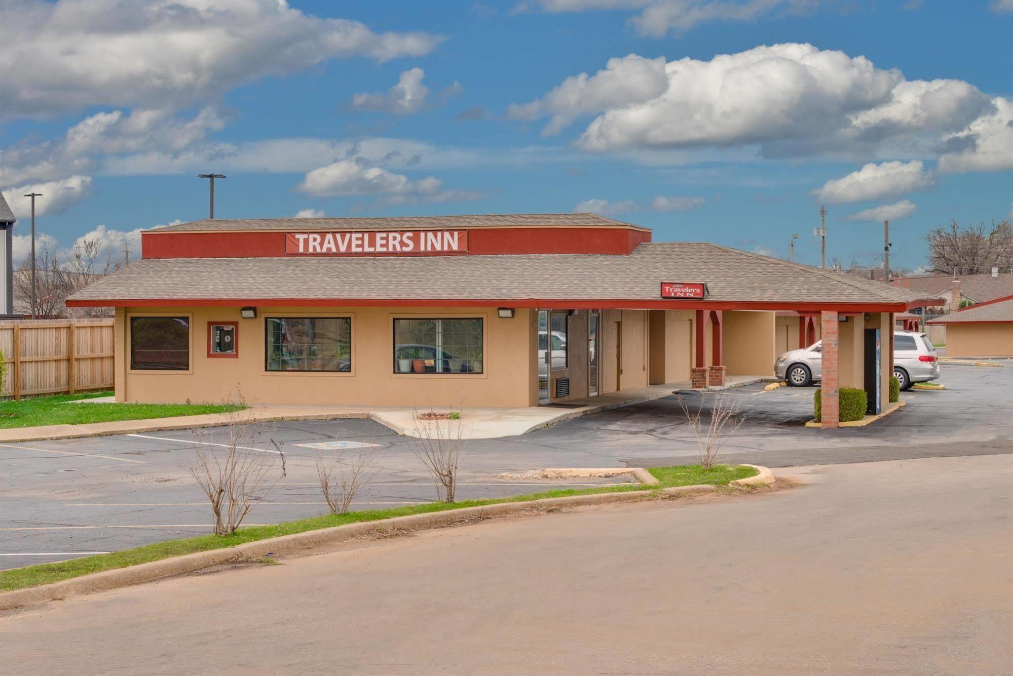 Travelers Inn Midwest City Bagian luar foto